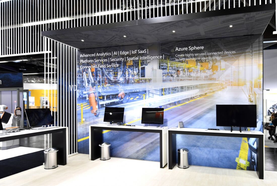 Messestand Microsoft