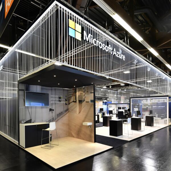Messestand Microsoft