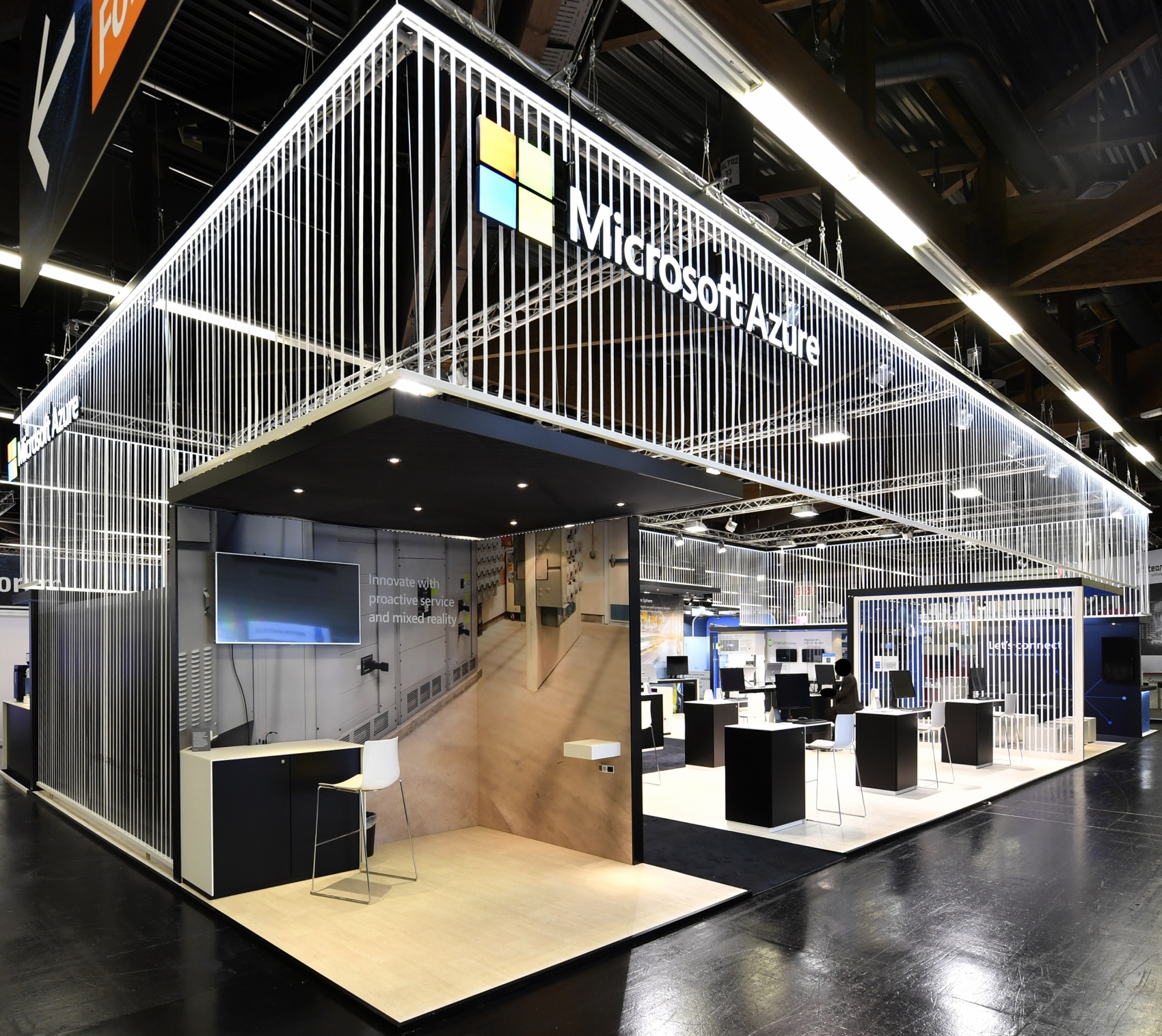 Messestand Microsoft